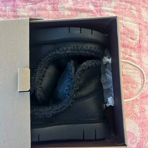 Black Mou Boots: New in Box Size 39